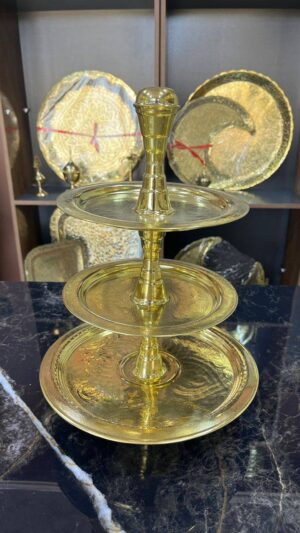 حامل الحلويات النحاسي  ثلاثة طوابق A3E