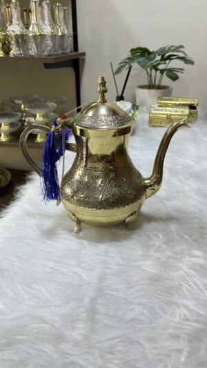 ابريق الشاي النحاسي